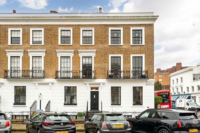 2 Bedroom Flat To Rent In Lamont Road, Chelsea, SW10