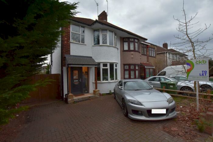 3 Bedroom Semi-Detached House To Rent In Wincrofts Drive, Eltham, SE9