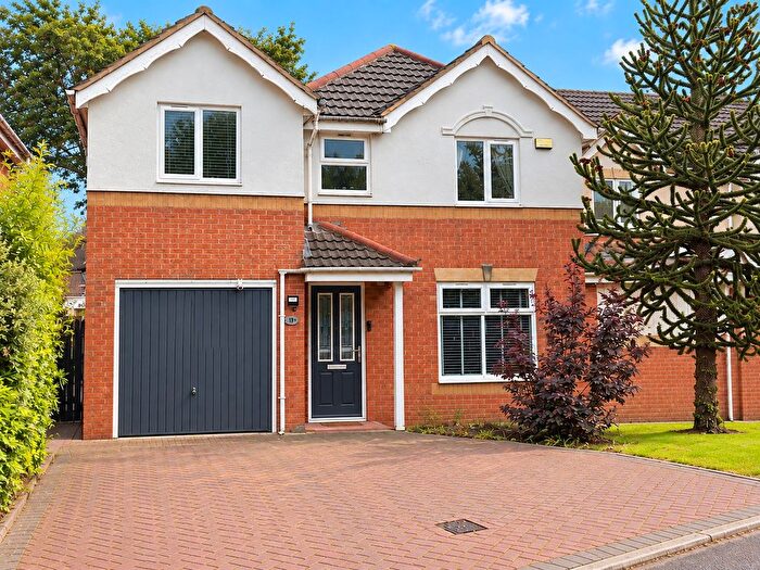 5 Bedroom Detached House For Sale In Thistle Drive, Upton, Pontefract, WF9