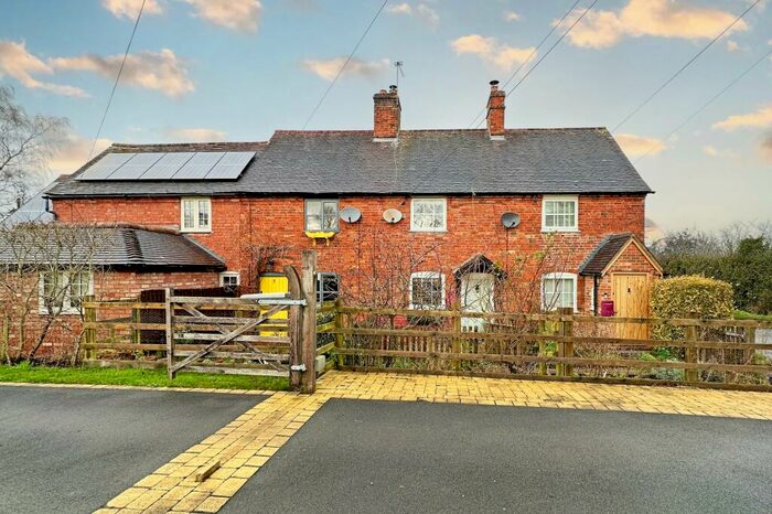 1 Bedroom Terraced House For Sale In Old Warwick Road, Rowington, CV35