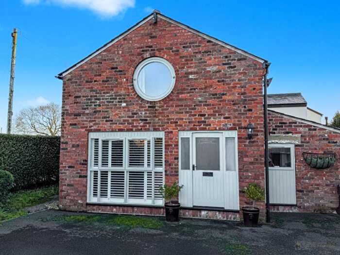 2 Bedroom Barn Conversion For Sale In Cinder Lane, Woodplumpton, Preston, PR4