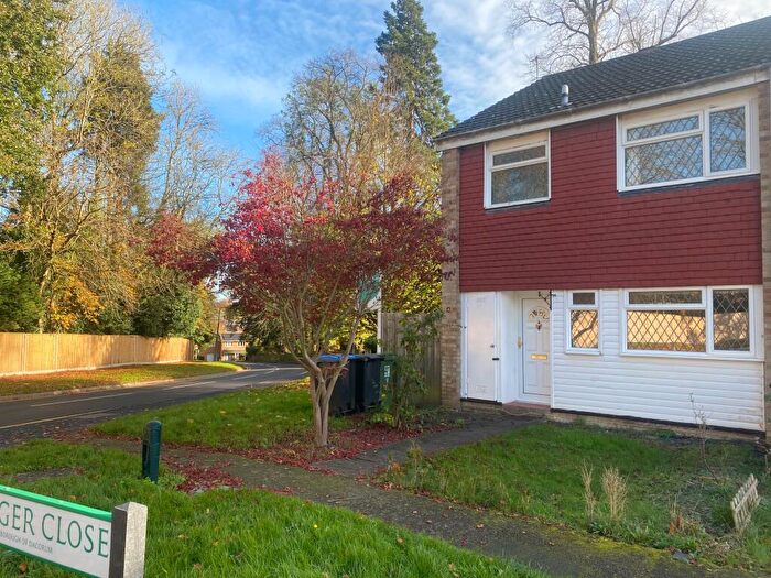 3 Bedroom House To Rent In Hanger Close, Hemel Hempstead, HP1