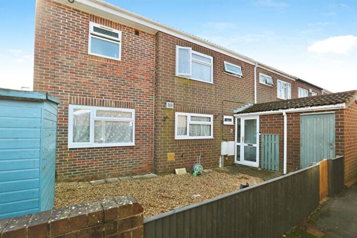 4 Bedroom End Of Terrace House For Sale In Forest Way, Gosport, PO13