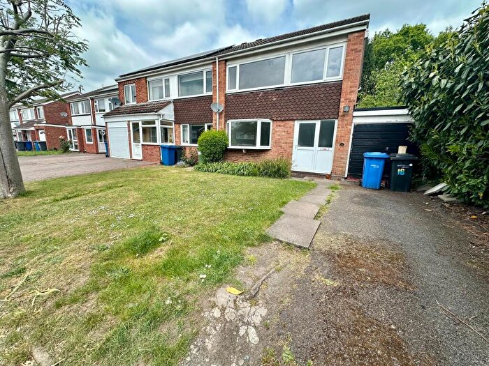 3 Bedroom Semi-Detached House To Rent In Jowett, Tamworth, B77