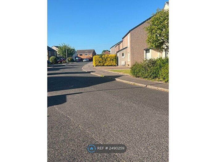 2 Bedroom Flat To Rent In South Fort Street, Dalgety Bay, Dunfermline, KY11