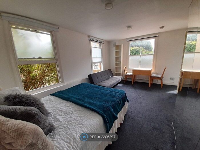 Studio To Rent In Sulgrave Road, London, W6