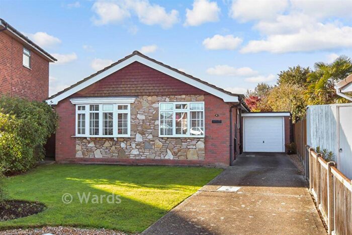 2 Bedroom Detached Bungalow For Sale In Rosemary Gardens, Whitstable, Kent, CT5