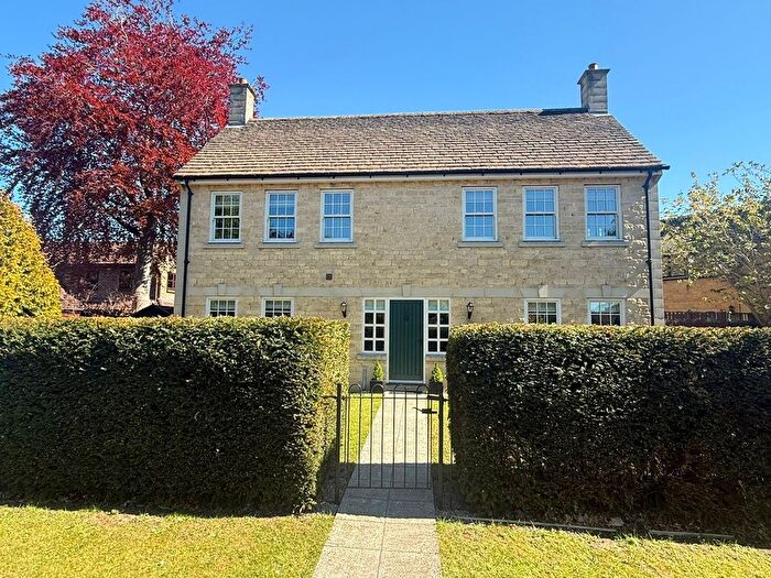 4 Bedroom Detached House For Sale In Longthorpe Green, Peterborough, PE3