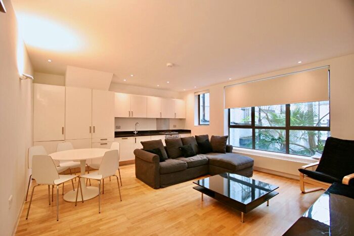 2 Bedroom Apartment To Rent In Shepperton Road, London, N1