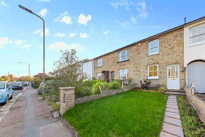 2 Bedroom Terraced House To Rent In Hadley Highstone, Barnet, EN5