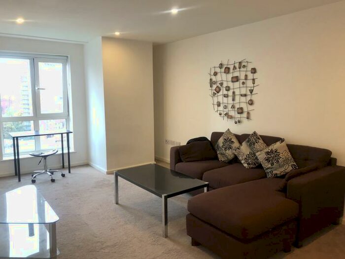 1 Bedroom Apartment To Rent In Hive, Masshouse Plaza, Birmingham, B5