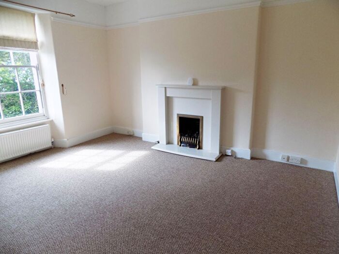 3 Bedroom Flat To Rent In Braddons Hill Road West, Torquay, TQ1