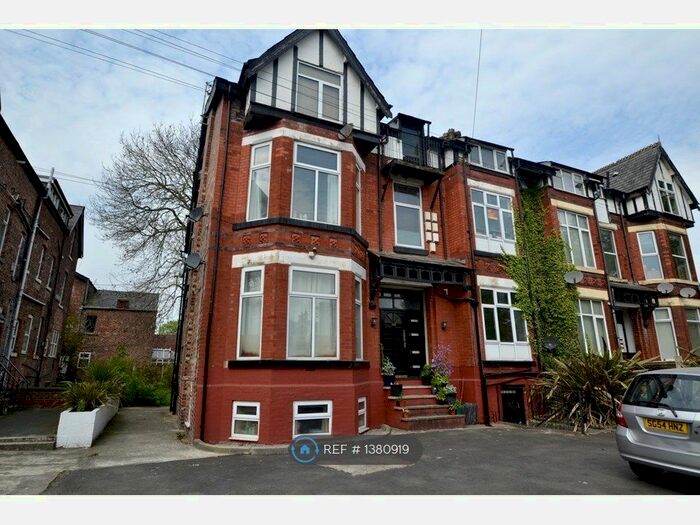 1 Bedroom Flat To Rent In Withington Road, Manchester, M16