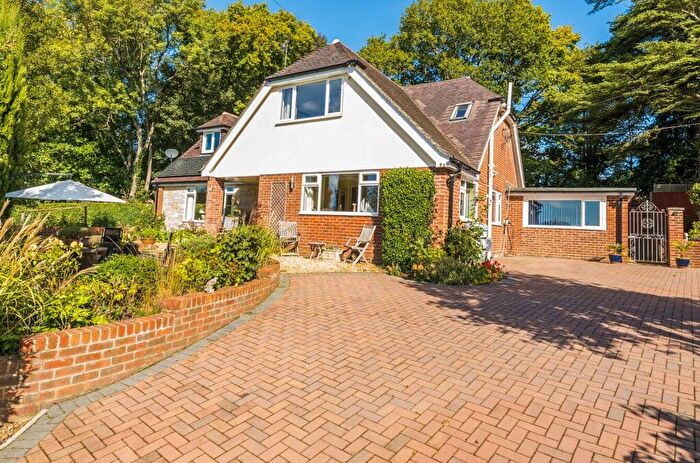 5 Bedroom Detached House For Sale In Bunny Lane, Sherfield English, Romsey, SO51