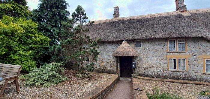 2 Bedroom Cottage To Rent In Waggs Plot, Axminster EX13