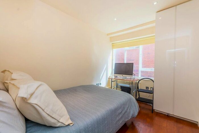 2 Bedroom Flat To Rent In Crawford Street, Marylebone, London, W1U