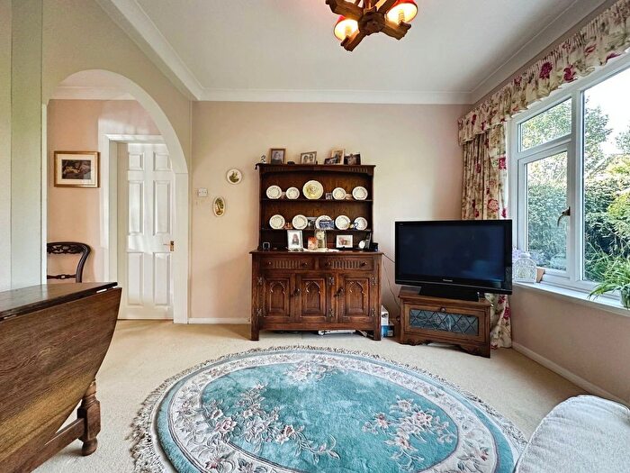 4 Bedroom Detached House For Sale In Canford Crescent, Codsall, Codsall, Wolverhampton, WV8