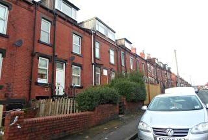 2 Bedroom Terraced House To Rent In Burlington Road, Leeds, LS11
