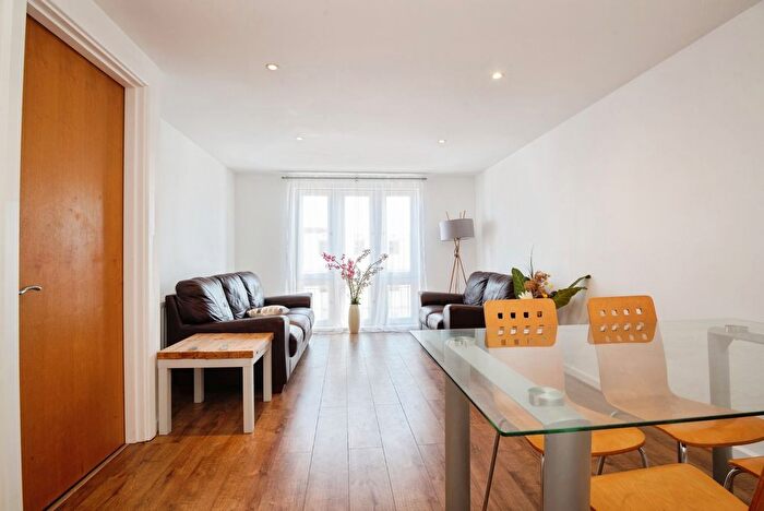 1 Bedroom Flat For Sale In Forio House, Ffordd Garthorne, Cardiff, CF10
