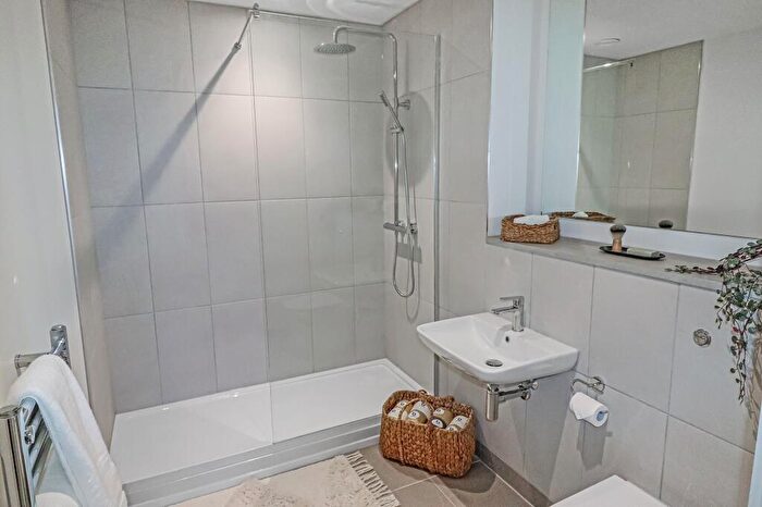 2 Bedroom Apartment To Rent In Kangaroo Works, Sheffield, S1