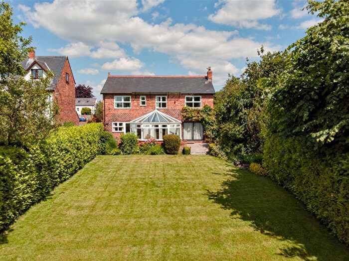5 Bedroom Detached House For Sale In Beech Tree Court, Linton On Ouse, York, YO30
