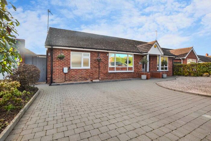 2 Bedroom Detached House For Sale In Tewkesbury Road, Eckington, Pershore, Worcestershire, WR10