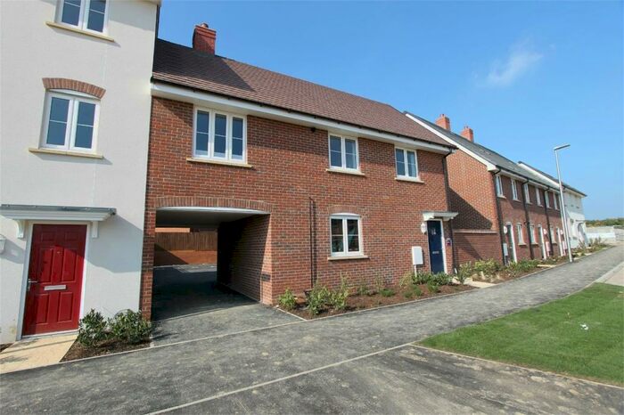 2 Bedroom Semi-Detached House To Rent In Santa Cruz Avenue, Bletchley, Milton Keynes, MK3
