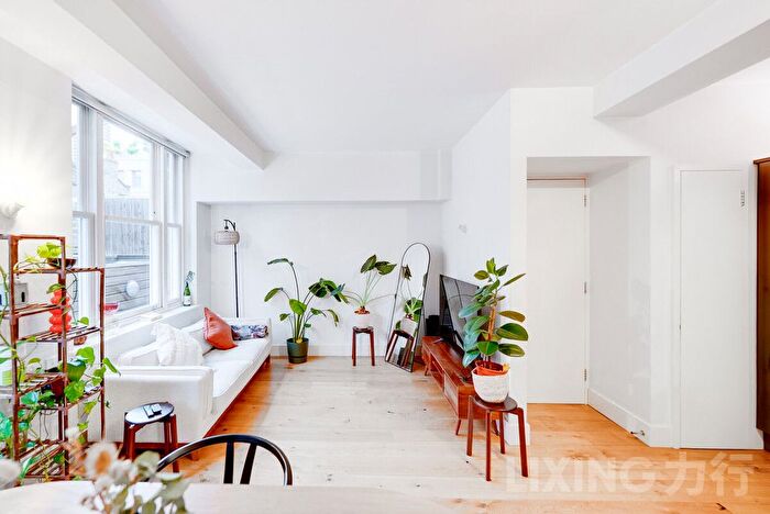 2 Bedroom Flat For Sale In Old Nichol Street, Shoreditch, E2