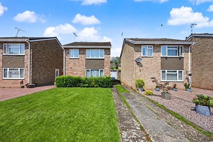 3 Bedroom Detached House For Sale In Conrad Close, Hillside, Rugby, CV22