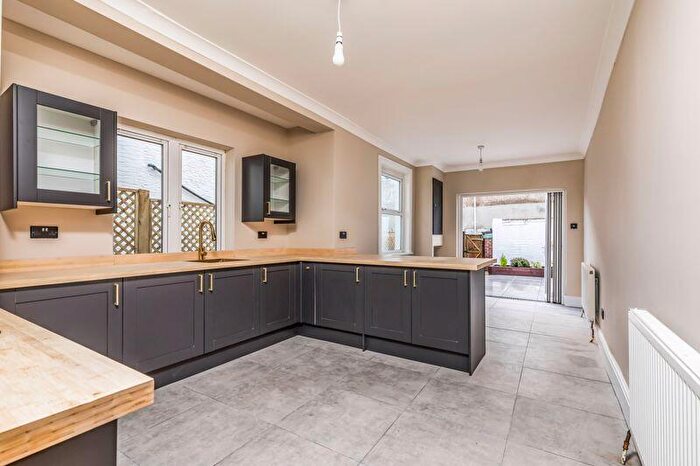 3 Bedroom Terraced House For Sale In Inglis Road, Southsea, PO5