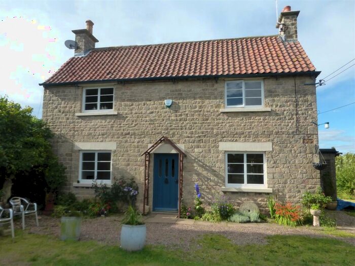 3 Bedroom Detached House To Rent In Hazelmere Road, Creswell, S80