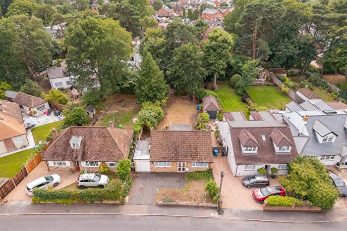 3 Bedroom Detached Bungalow For Sale In Oriental Road, Sunninghill, SL5