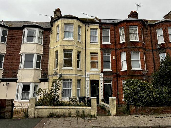 2 Bedroom Flat To Rent In Station Road, Herne Bay, CT6