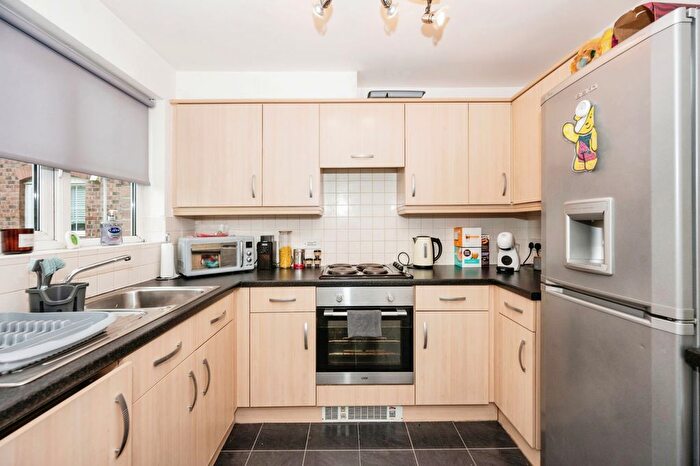 2 Bedroom Flat For Sale In Lytham Close, Great Sankey, Warrington, Cheshire, WA5