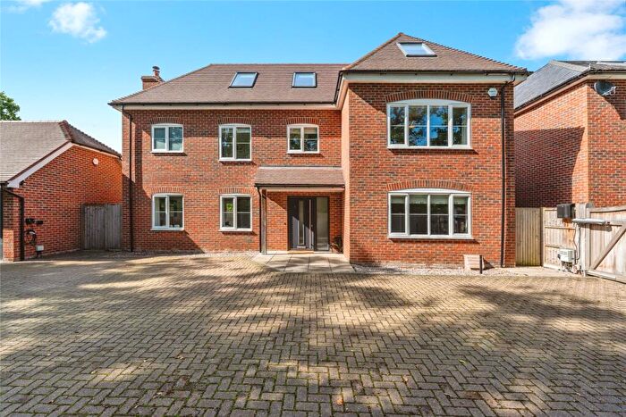 6 Bedroom Detached House For Sale In Wood Road, Ashurst, Southampton, Hampshire, SO40