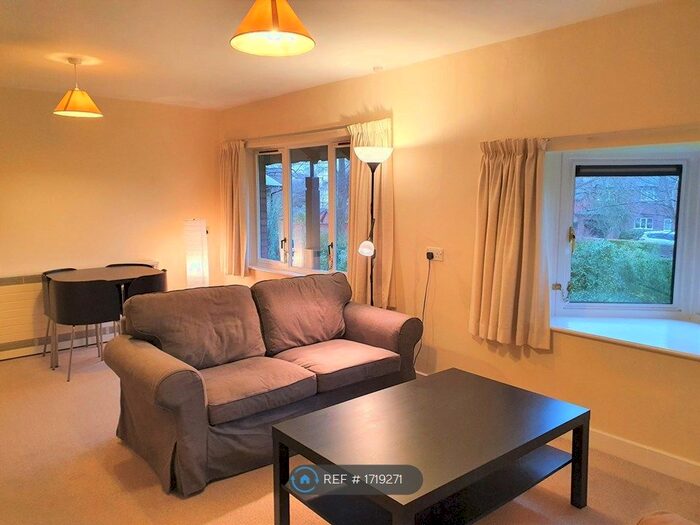 1 Bedroom Flat To Rent In Claverton Court, Chester, CH4