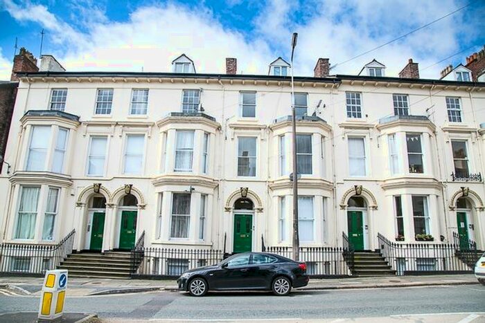 2 Bedroom Flat To Rent In Belvidere Road, Princes Park, Liverpool, L8