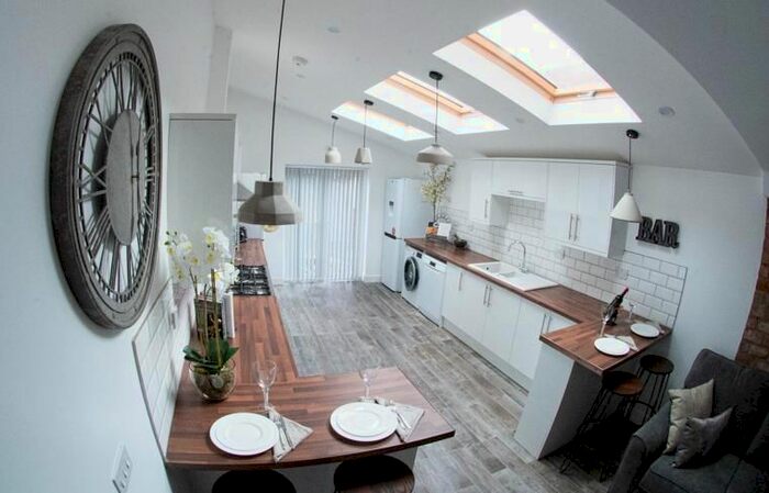 5 Bedroom Property To Rent In Argyll Street, Hillfields, Coventry, CV2