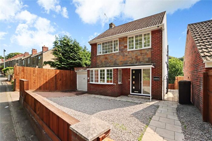 3 Bedroom Detached House For Sale In Greenside Road, Ryton, Tyne And Wear, NE40