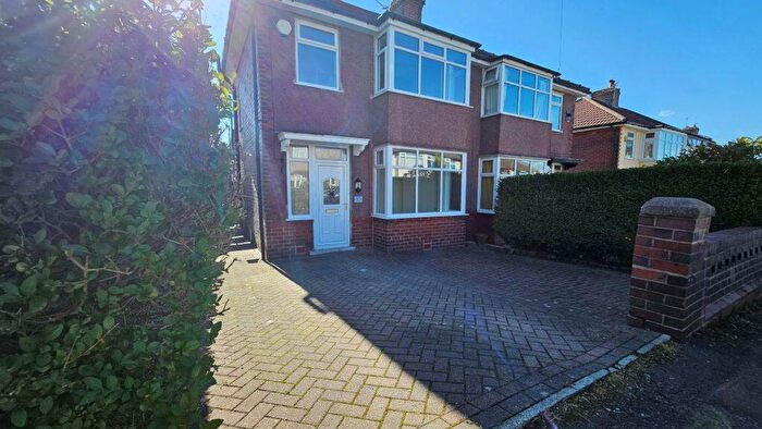 3 Bedroom Semi-Detached House For Sale In Longworth Road, Horwich, BL6