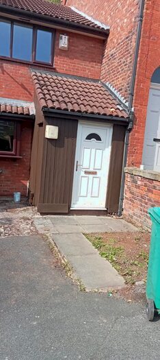 2 Bedroom End Of Terrace House To Rent In Derby Road, Manchester, M14