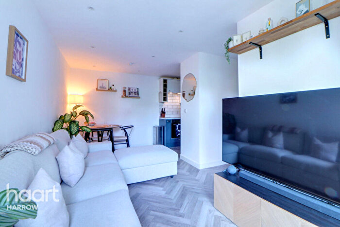 1 Bedroom Flat For Sale In Kenton Road, HA3