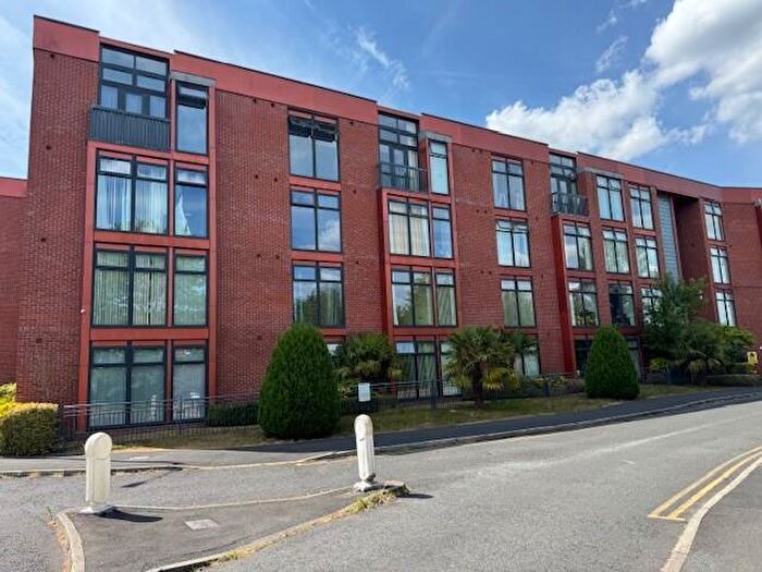 2 Bedroom Flat To Rent In Lauriston Close, Sharston, M22