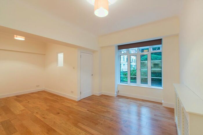 Studio To Rent In Grove End Gardens, Grove End Road, NW8