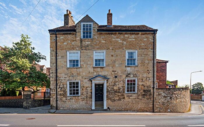 8 Bedroom Detached House For Sale In Pottergate, Lincoln, Lincolnshire, LN2