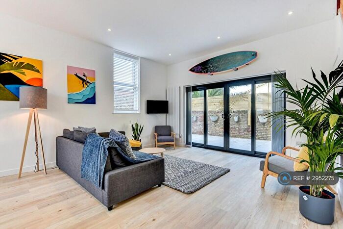 2 Bedroom Semi-Detached House To Rent In Crescent Road, Worthing, BN11