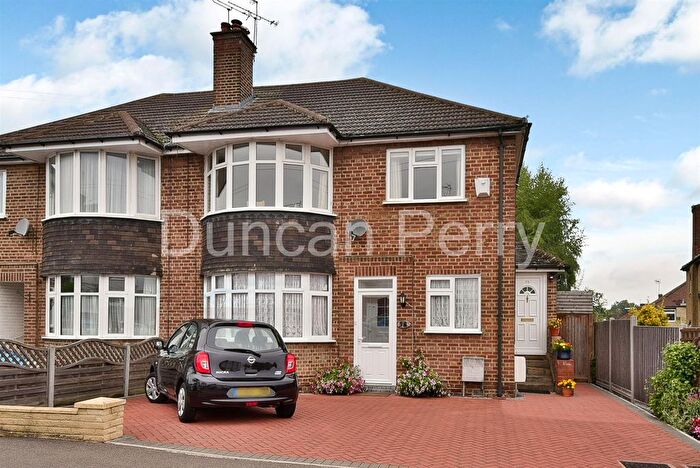 2 Bedroom Maisonette To Rent In Aberdale Gardens, Potters Bar, Herts, EN6
