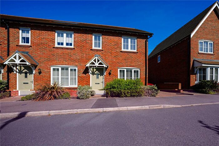 2 Bedroom End Of Terrace House To Rent In Bergamot Road, Allington, Maidstone, ME16