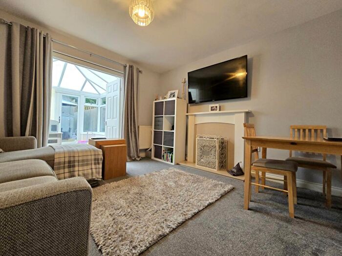 2 Bedroom Terraced House For Sale In Buckland Close, Bideford, EX39