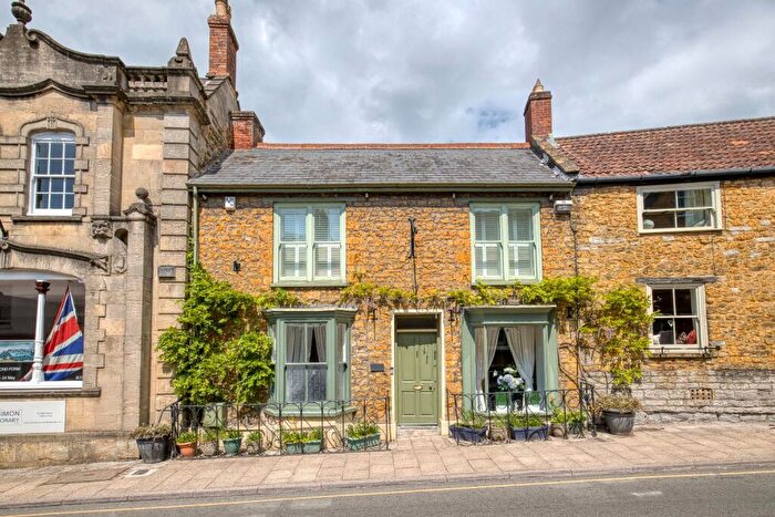 3 Bedroom Semi-Detached House For Sale In High Street, Castle Cary, Somerset, BA7